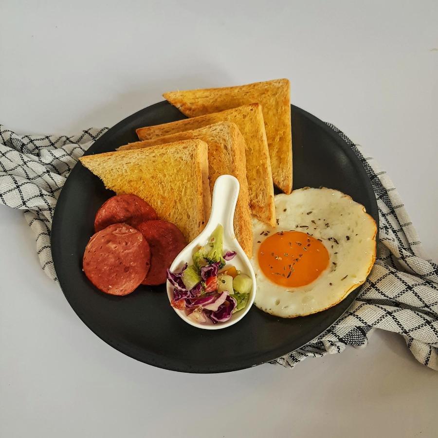 Kalinda Homey Karimunjawa Buitenkant foto